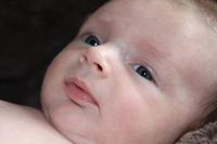 新生儿肚脐发炎化脓的原因 新生儿肚脐发炎化脓怎么办
