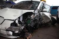 高速发生离奇车祸 发生交通事故如何自救