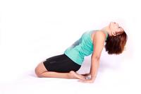 睡前瑜伽减小腹和腰 介绍几套简单的瑜伽动作