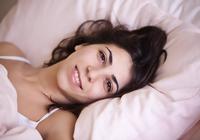 睡枕头腰痛是什么原因造成的