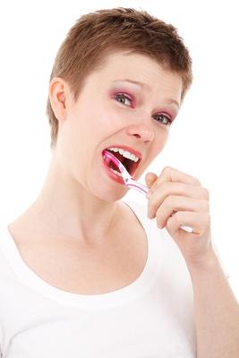 口腔溃疡特别疼该怎么办呢？