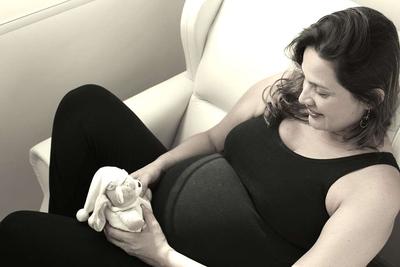 怀孕怎样避免妊娠纹的出现？