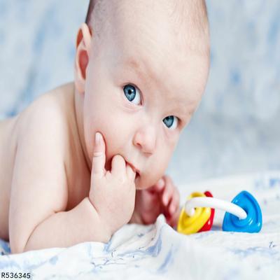 宝宝腹泻吃什么好 治疗宝宝腹泻的小妙招