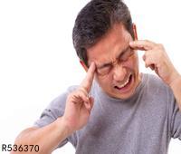 偏头痛是如何引起的 经常偏头痛警惕四个原因