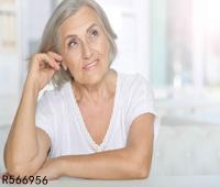 老年斑擦什么好 老年人怎样防止长老年斑
