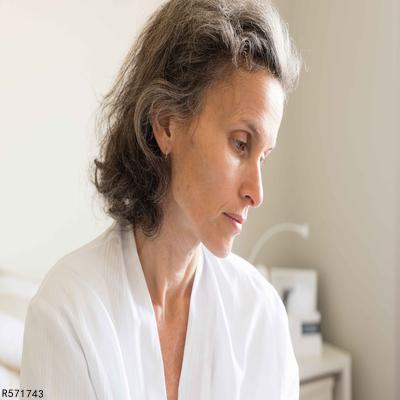 ​女性颈椎病应该怎么治疗？