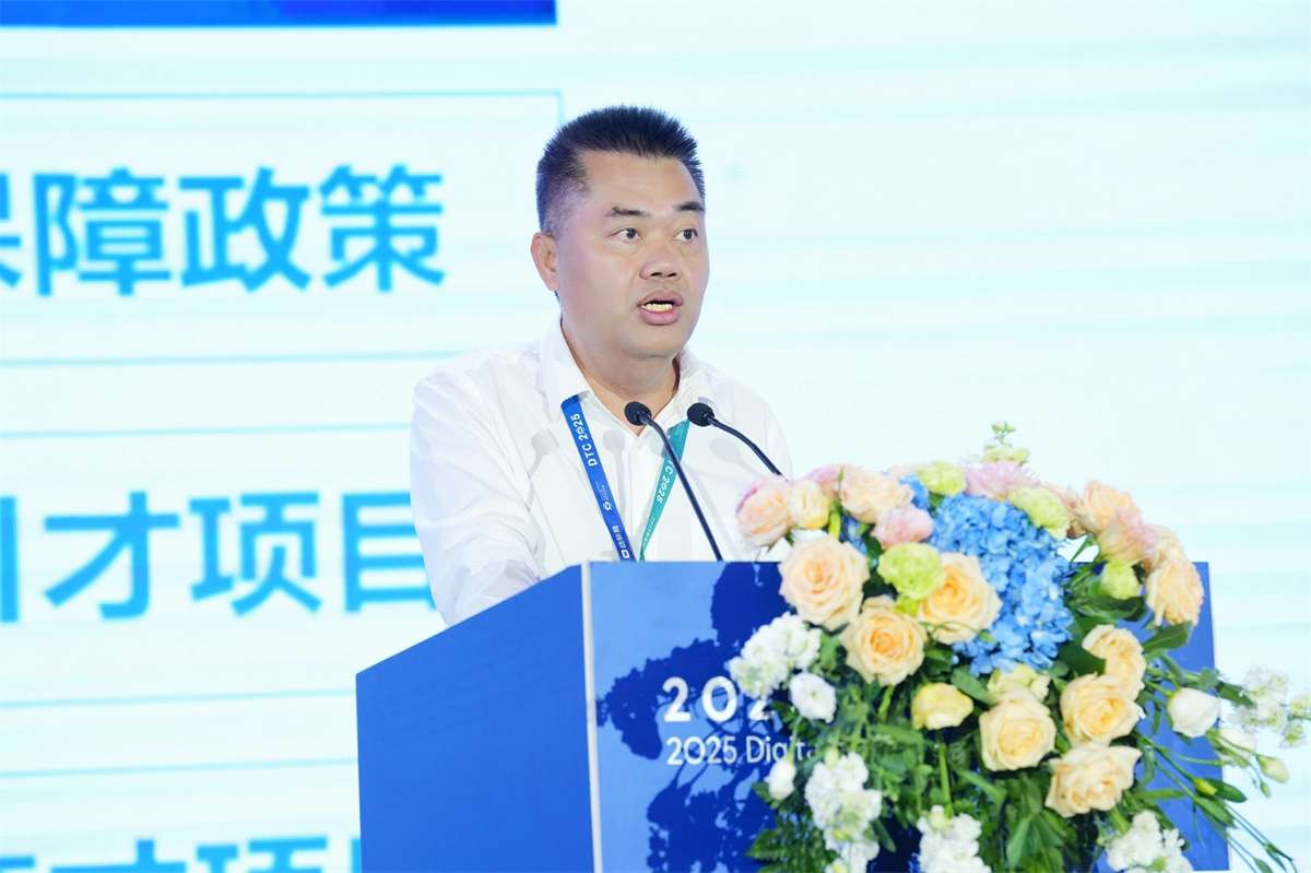 陈万杰.jpg