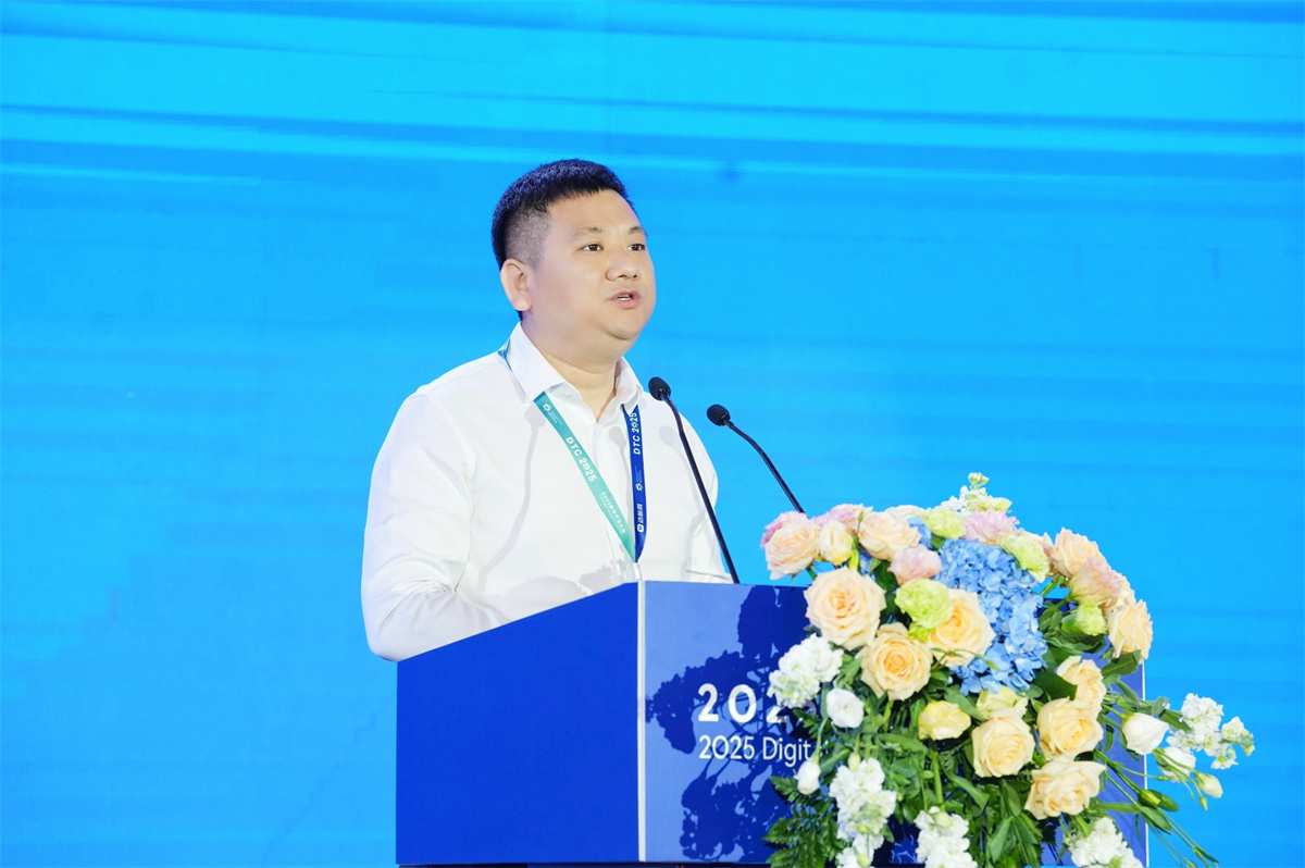 廖敬乐.jpg
