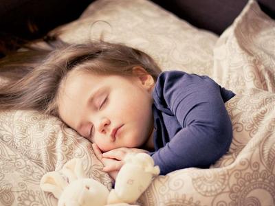 婴儿睡眠怎么调理 如何让宝宝睡得更香甜