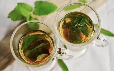 ​来月经可以喝绿茶吗