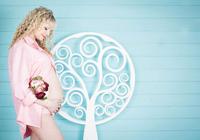 怀孕30天有粉色分泌物的原因 怀孕30天有粉色分泌物怎么办