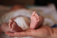 怀孕8个月早产能活吗 早产儿的护理