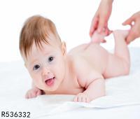 5个月宝宝吃了一根头发怎么办     五个月宝宝为什么吃了一根头发