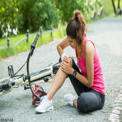 膝盖酸痛是怎么引起的呢