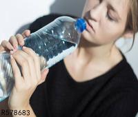 如何科学保健喝水 5个错误的喝水行为要纠正